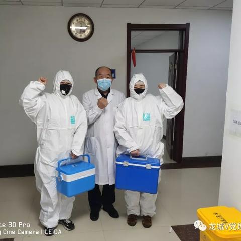 展望龙城之眼：传奇建筑之魅，历史沉淀之望，璀璨之城的指引。